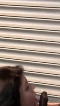 Sporca britannica scena-4 bruna paffuta lucia love in una scopata interrazziale nel vicolo