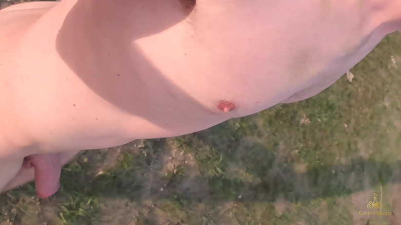 GoldenElixxxir: Twink Auf Verbotener Nicht Nackter Strand Nackt 4K! Teen Exhibitionismus Goldenelixxxir!