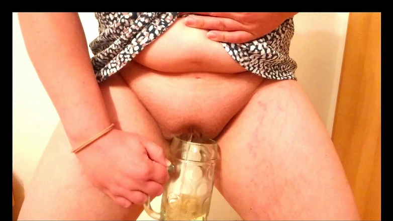 AnnHeel: Tlustá děvka s piss thirst - Annheel