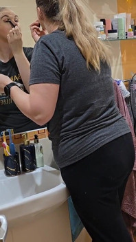 Viendo a Mi Esposa Prepararse... Ella Se Ve Tan Bien - Rutina De Maquillaje De Espejo