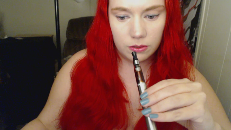 Scarlet Vixen: Vape ho tôn sùng