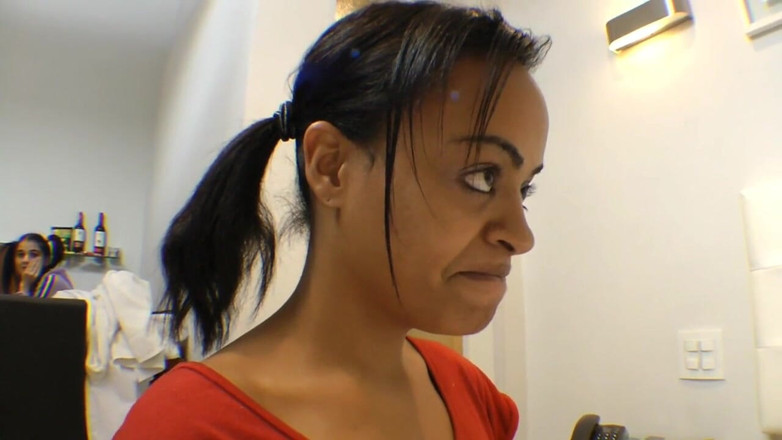 FetishKing: Cewek lesbian dominan dengan pantat montok lagi asik dudukin muka...
