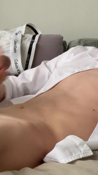 Twink's Tummy Trembles - Cumming on My Own Abs!