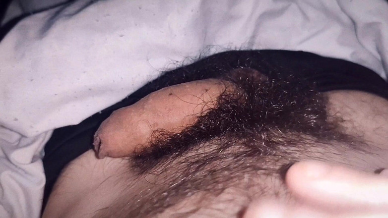 MartyBrady: 20 tuổi sexy twink có lông thủ dâm