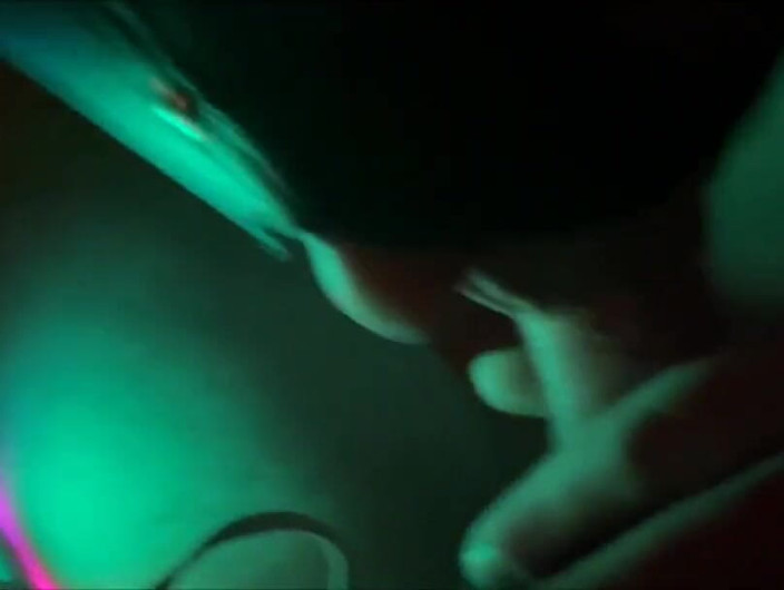 Kate Hot: trong phòng tắm