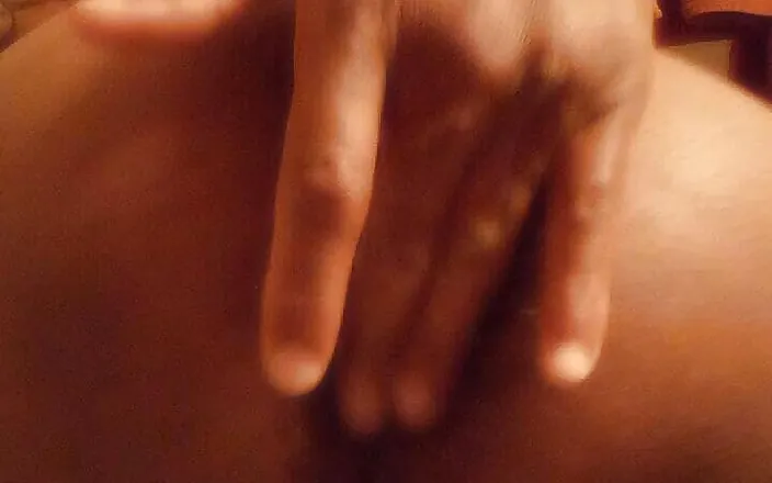 Pharoah Zeus: Black Anal Fingering in Asshole