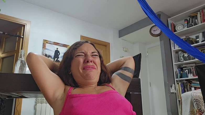 dafnedenoch: Nuốt chửng một nữ thần được tin tưởng