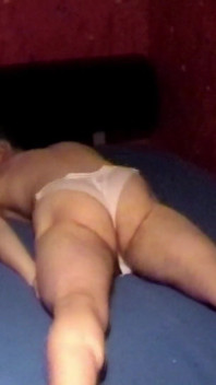 Slip Hump Bed Masturbation