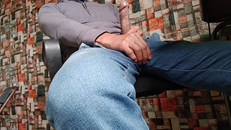 Hornyboy2058: Sperm derlemesi, canavar yarakla mastürbasyon