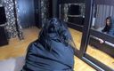 MILFy Calla: Milfycalla трахає обличчя, раком і кінчає на мою довгу чорну зимову куртку 183