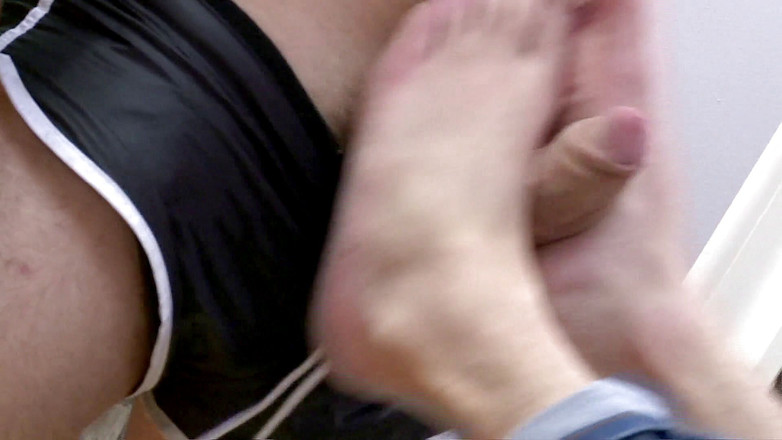 Macho Guys: Suck my gay cock, lick my shaved asshole and put...