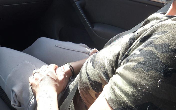 Stepmom Susan: Il membro xhamster pervertito mi viene in bocca e io...