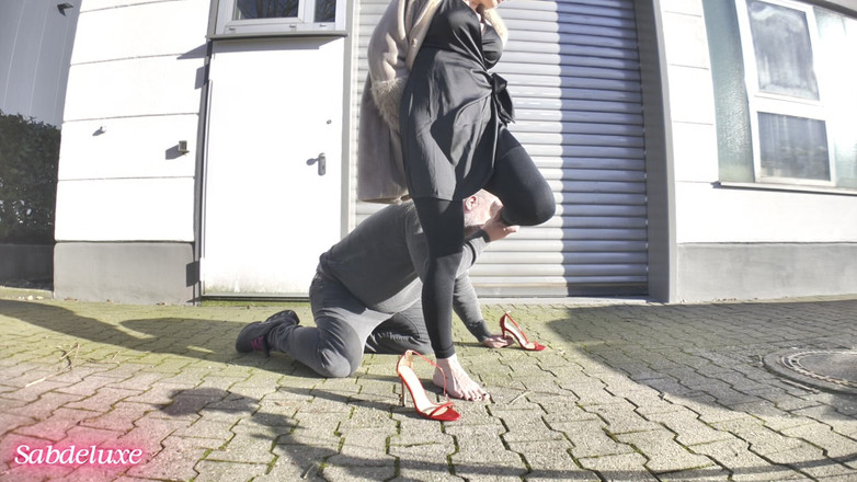 Sabdeluxe: Пешая встреча на открытом воздухе