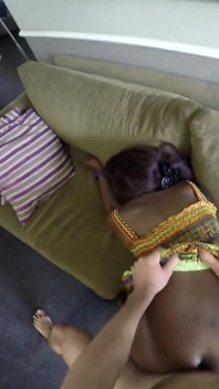 Amatur Afrika mengongkek menjilat pantat dan dipancut muka!