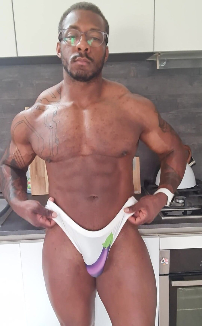 Amadeus: मेरा बड़ा अधिकार है ।