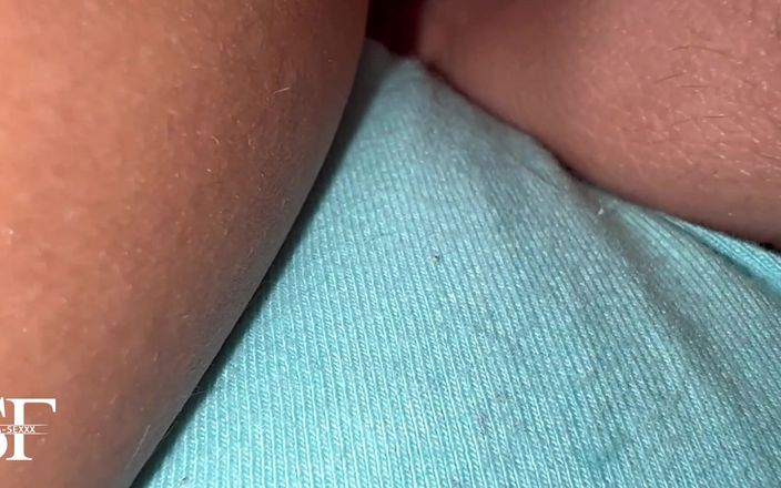 sofiasexxx: Я такая горячая, что мне нужно мастурбировать