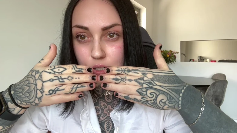 Miss Valentina: Hand Fetish JOI