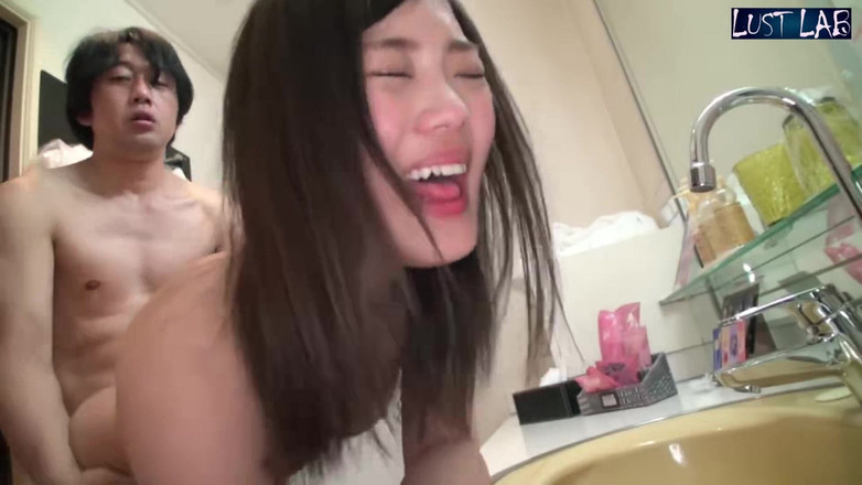 Lust lab: Dua Beauties Trembling. Idola sengit mendorong mereka ke atas kelonggaran -...