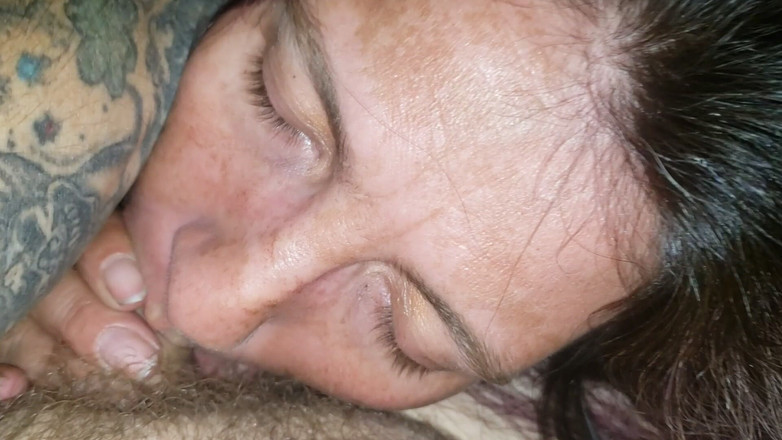 Satin Lady: Saténová lady a Jrock jsou vynikající milovníci fuckfestu