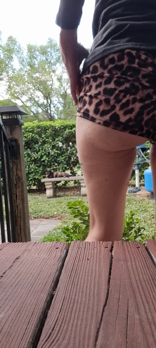 PandoraSG: Ignoruj tyłek na zewnątrz