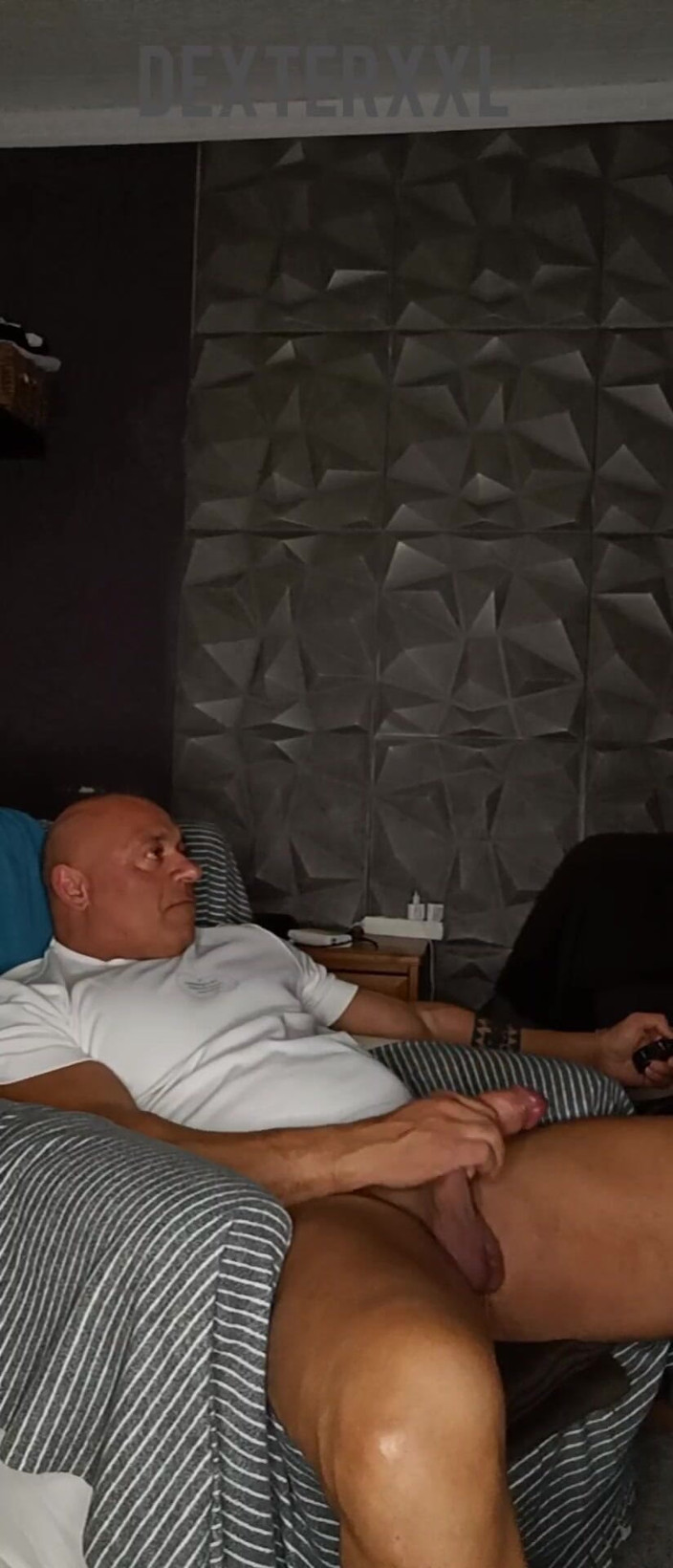 Mr. Guru: Dexterxxl chupame culturista seducida