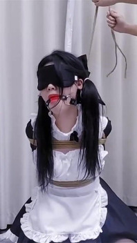 メイド、苦しみ