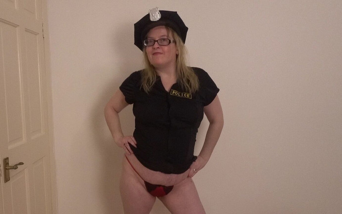 Littlevixen: Striptis Penari seksi dalam pakaian seragam