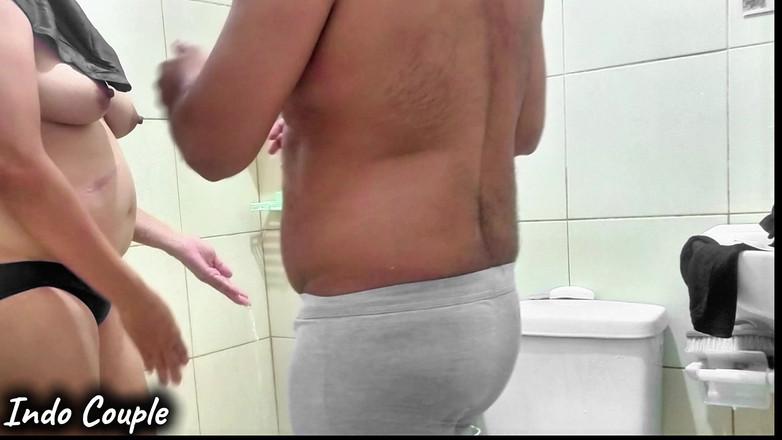 Indo Couple: मुस्लिम टॉयलेट सेक्स