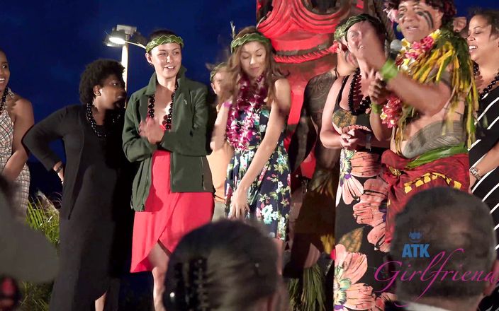 ATK Girlfriends: Virtueller urlaub in Hawaii mit Kristina Bell teil 2