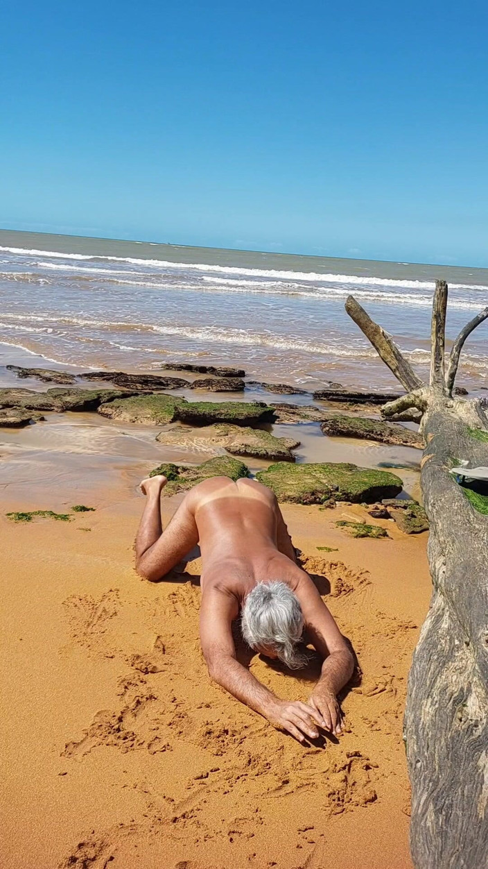 Ladysilvas: Ladysilva Hot Ass on the Beach