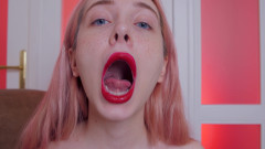 Loly Nebel Studio: Uctívej můj obličej, drobná hračka