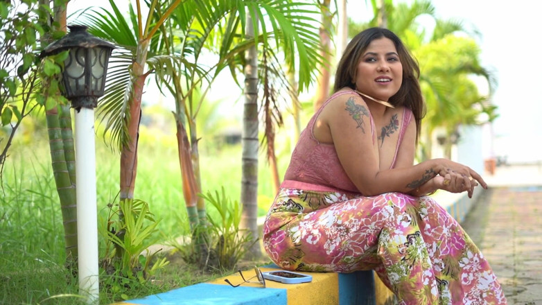 JAYESH GUPTA: Tina Nandy和男友