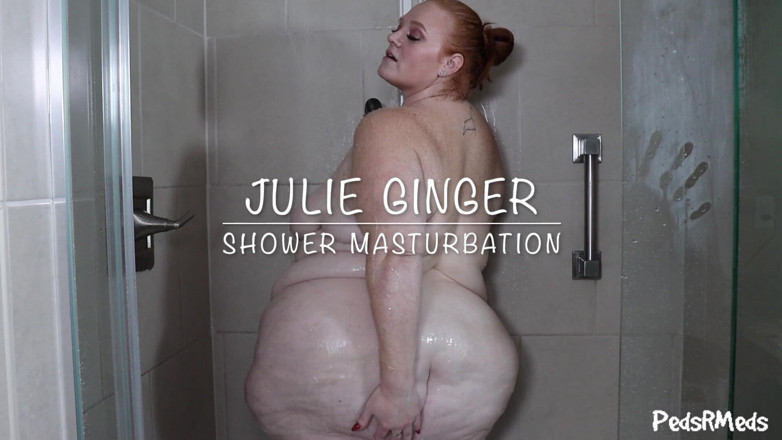 PedsRMeds: Julie Ginger мастурбирует в душе