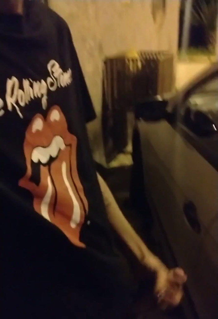 monstromineiro: 路上でフェチでムラムラして目が覚めたのはこれが初めてでした。2年前に録音。