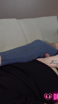 Laura's Sweaty Feet Session - dreamgirls in Socks