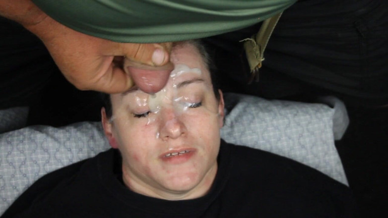 Dirty Dees: Wajah dees yang kotor lagi-lagi dicrot di muka!