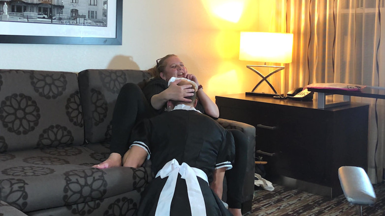 Sissy Bailey Wilde: Jobless Man Resorts to Feminization to Get Hired