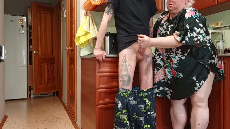 Zona901: Cumming with Hot Cum in My Friend's Mouth and She...