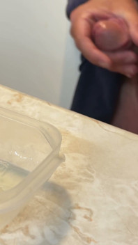 生チンポ手コキと精液採取