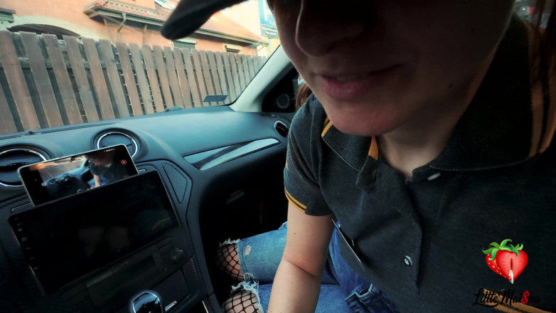 LittleMaisha: Bir Mcdonald's çalışanı üzerime sprite döktü. ceza olarak bana sakso çekip arabada yutmak...
