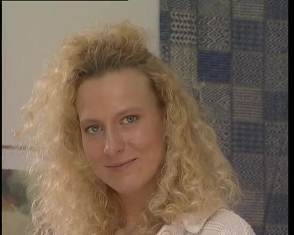 YOUR FIRST PORN: Valeska îți voi arăta clipul meu moale, matur și sexy