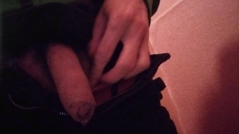 Jon Arteen: Sexy Gay Twink Hlasitě chčije čůrací oblékání Různé oblečení a pohledy