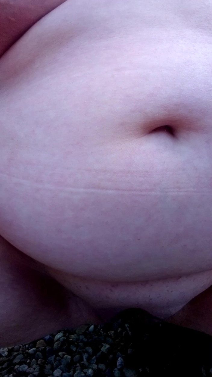 Hot-Pussy66: In De Tuin Plassen