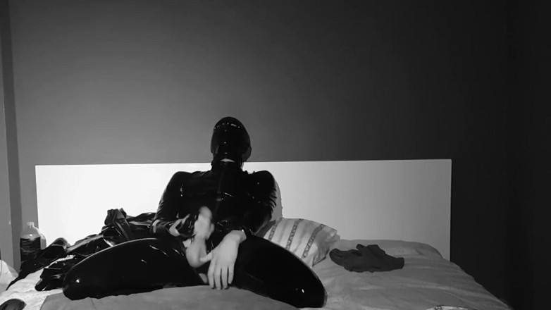 Joel Dom: Ateşli lateks web kamerası eylemi - bölüm 2
