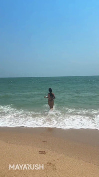 Let's Dance with Me on the Bech Chill Day with Me!