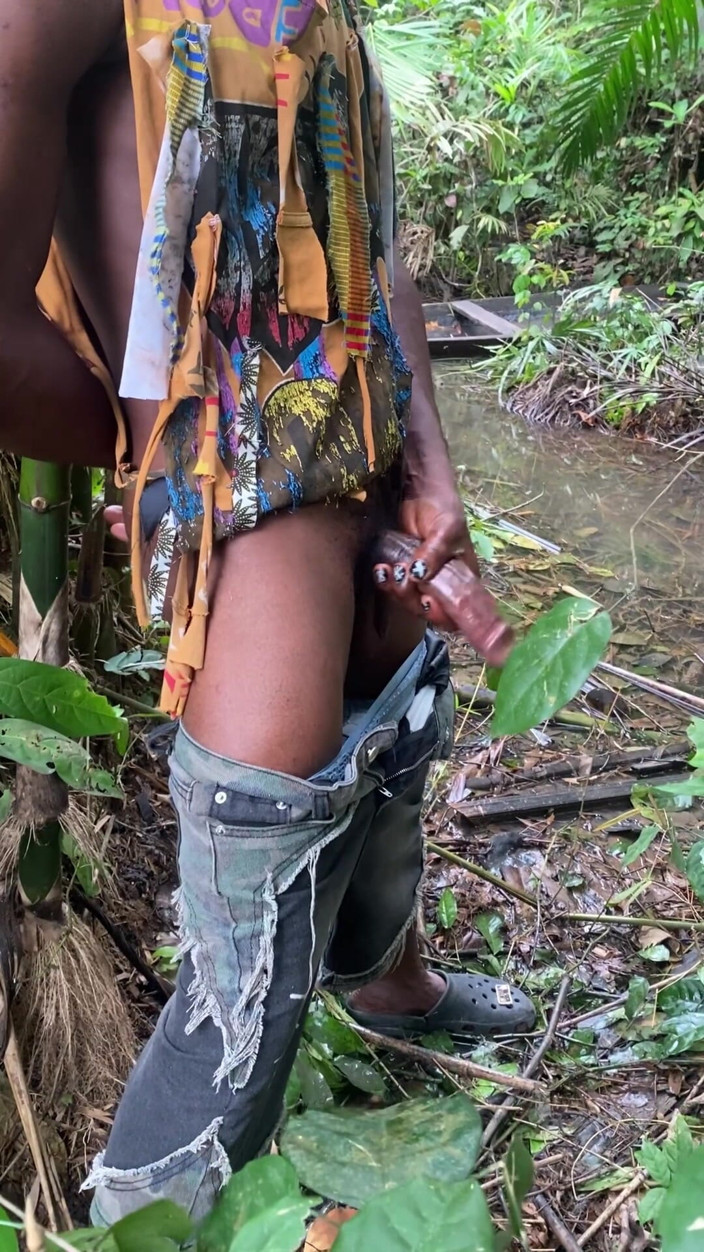 assdriller50: Turnând Spermă În Pădure