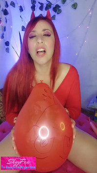 I Have Fun with My Balloons in the Boss's Office!! Part 1