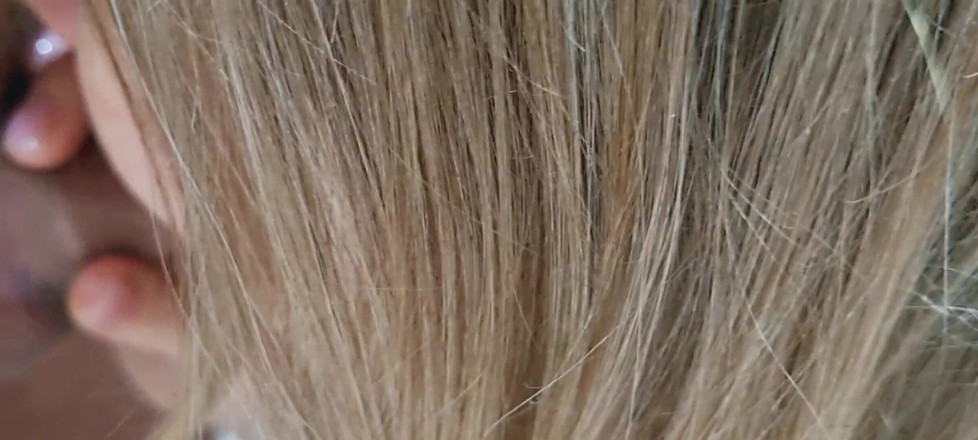 Mark: Styvsyster suger en stor kuk och fick sperma i munnen