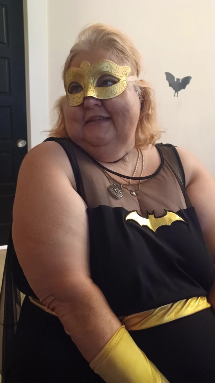 BBW nurse Vicki adventures with friends: แฟนหนุ่มของฉันและฉันทุกคนแต่งตัวเป็นแบทแมนและสาวแบท