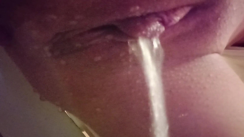 Mistress_GR: Jet auriu puternic cu gaz anal